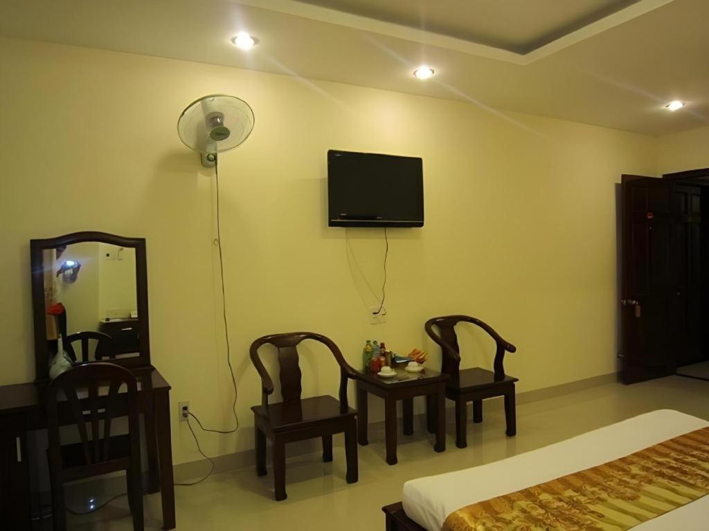 Nui Thanh Hotel Ho Chi Minh-stad Buitenkant foto