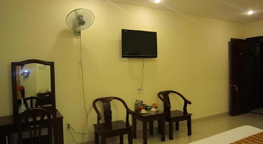 Nui Thanh Hotel Ho Chi Minh-stad Buitenkant foto
